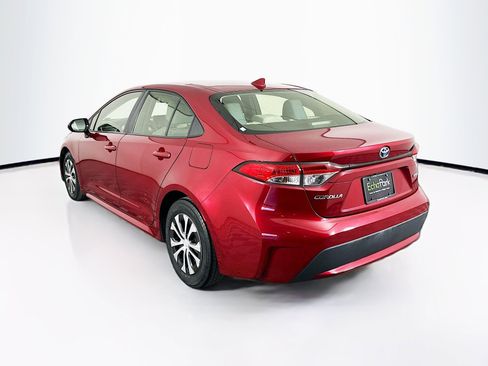 Used 2022 Toyota Corolla LE image 5