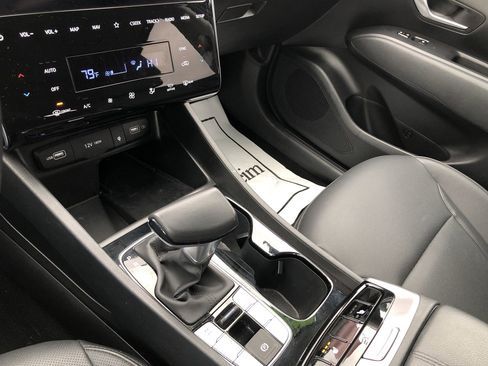 Used 2024 Hyundai Tucson SEL w/ Convenience Package image 19