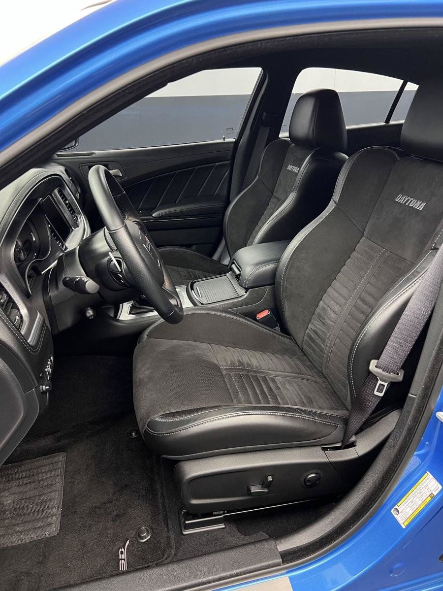 Used 2023 Dodge Charger R/T w/ Daytona Edition Group RWD image 4