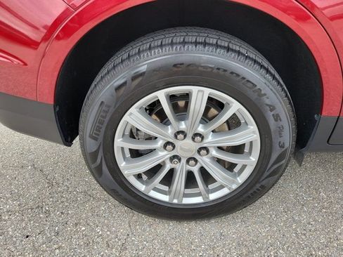 Used 2019 Cadillac XT5 Luxury FWD image 12
