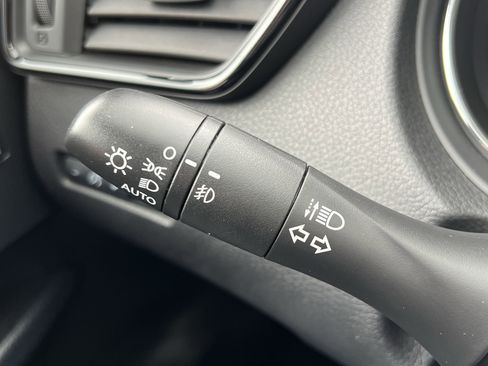 Used 2020 Nissan Rogue SL AWD/4WD image 31