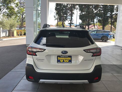 Used 2023 Subaru Outback Limited AWD/4WD image 5