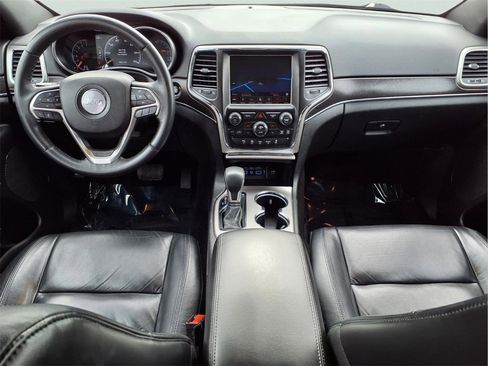 Used 2018 Jeep Grand Cherokee Limited image 13