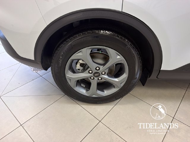 Certified 2025 Ford Escape ST-Line FWD image 35
