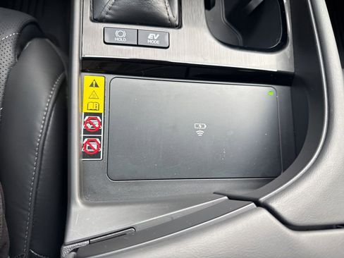 Certified 2025 Lexus ES 300h w/ Luxury Package image 27