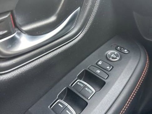 Used 2023 Honda HR-V Sport image 18