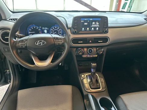 Used 2019 Hyundai Kona SE FWD image 24