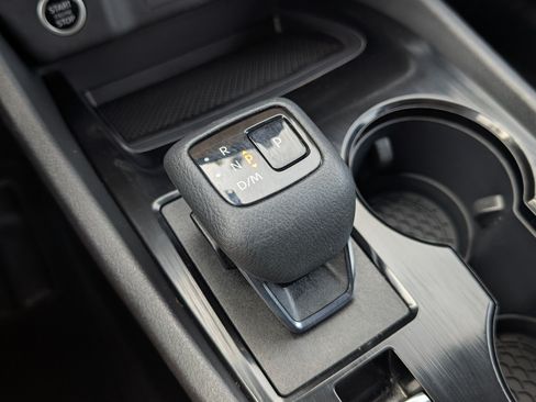 Used 2023 Nissan Rogue SV FWD image 30