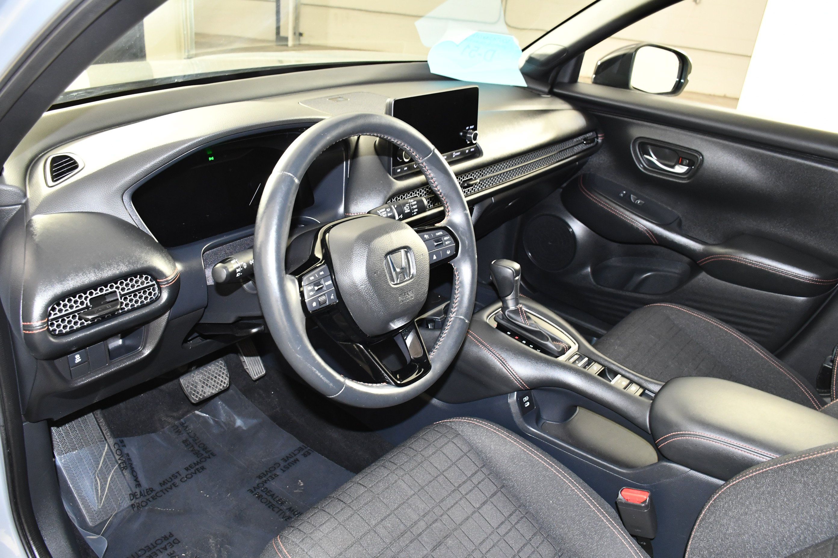 Certified 2024 Honda HR-V Sport image 2