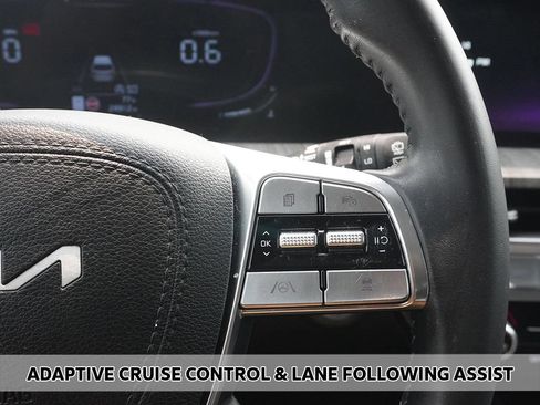 Used 2025 Kia Telluride EX FWD image 5