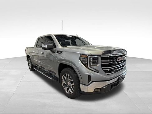 Used 2023 GMC Sierra 1500 SLT w/ SLT Premium Plus Package AWD/4WD image 3