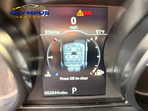 Used 2019 Land Rover Discovery Sport SE AWD/4WD image 16