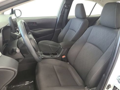 Used 2024 Toyota Corolla LE FWD image 16
