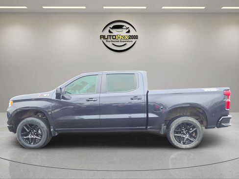 Used 2022 Chevrolet Silverado 1500 LT Trail Boss w/ LT Trail Boss Premium Package AWD/4WD image 4