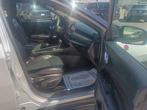 Used 2025 Jeep Compass Trailhawk AWD/4WD image 12
