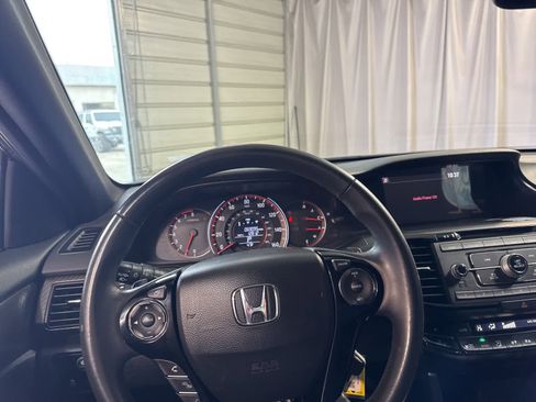 Used 2016 Honda Accord Sport image 20