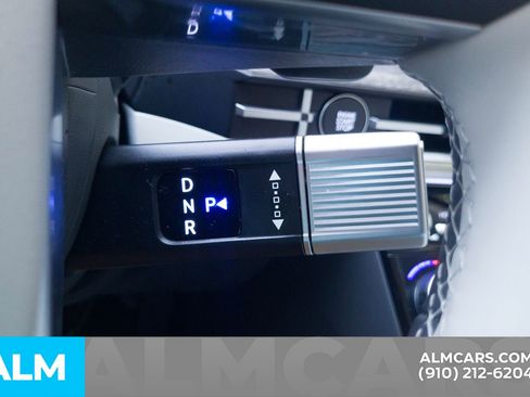 Used 2025 Hyundai Santa Fe Calligraphy image 31