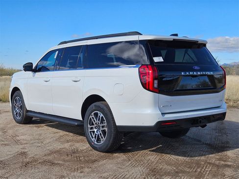 New 2025 Ford Expedition Max Active image 8