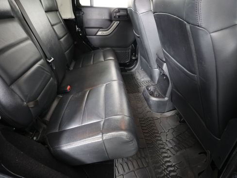 Used 2012 Jeep Wrangler Unlimited Sport image 22