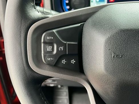 Used 2024 Ford Bronco Black Diamond AWD/4WD image 9