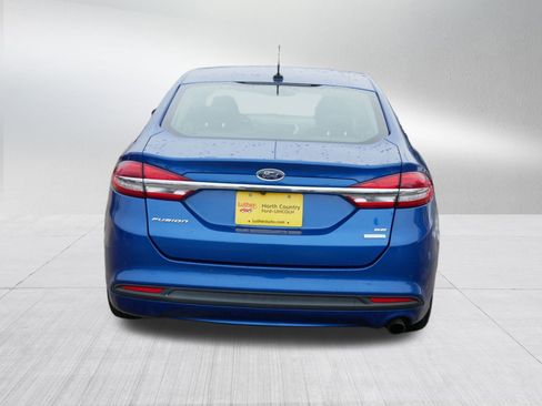 Certified 2018 Ford Fusion SE w/ Fusion SE Technology Package image 6