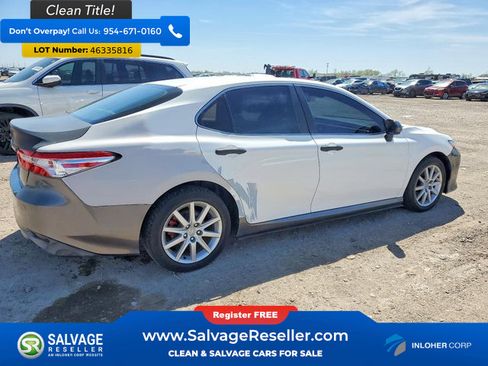Used 2018 Toyota Camry LE FWD image 4