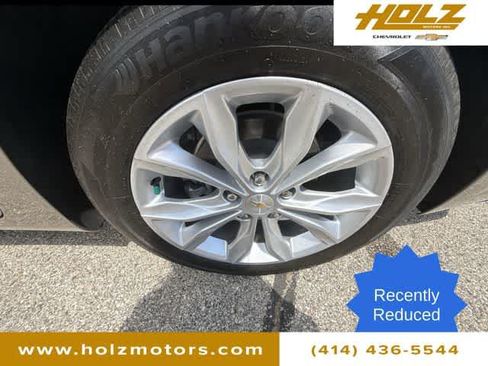 Certified 2022 Chevrolet Malibu LT w/ Leather Package FWD image 32