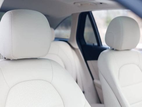 Used 2021 Mercedes-Benz GLC 300 GLC 300 image 14