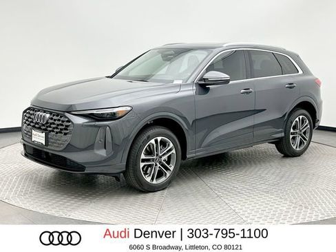 Used 2025 Audi Q5 Premium Plus w/ Premium Plus AWD/4WD image 1