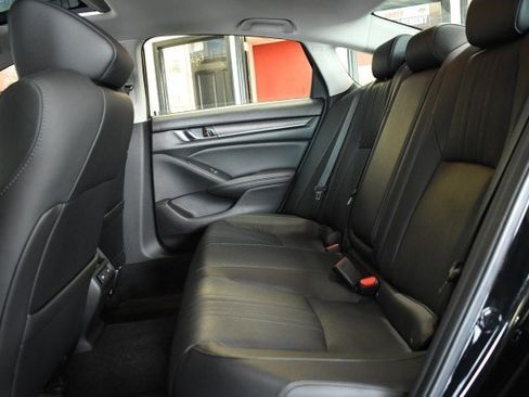 Used 2021 Honda Accord EX-L image 17