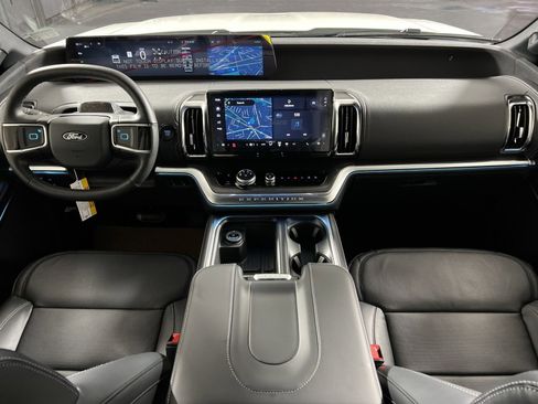 New 2026 Ford Expedition Max Platinum w/ Stealth Appearance Package image 23