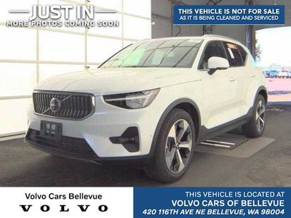 Used 2025 Volvo XC40 B5 Plus