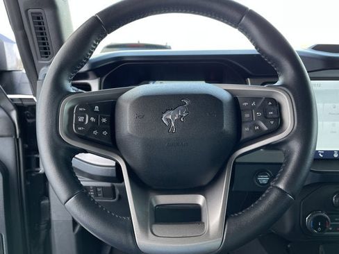 Used 2022 Ford Bronco Outer Banks image 14