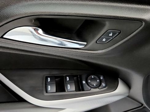 Used 2024 Chevrolet Trax RS w/ Driver Confidence Package FWD image 23
