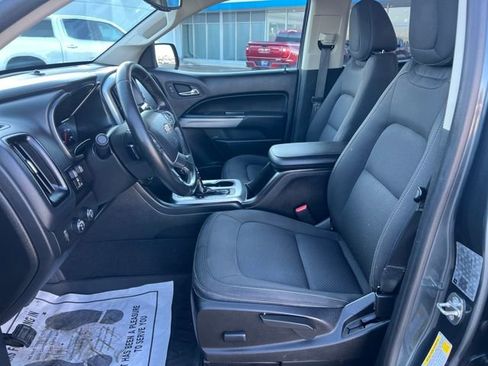 Used 2020 Chevrolet Colorado LT w/ LT Convenience Package image 14