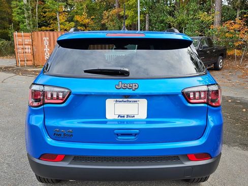 New 2026 Jeep Compass Latitude image 10