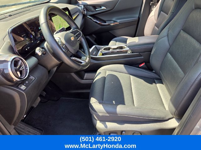 Used 2025 Chevrolet Equinox LT w/ Convenience Package II FWD image 9