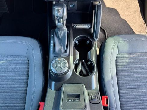 Used 2021 Ford Bronco Outer Banks image 12