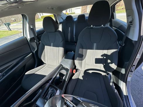 Used 2023 Hyundai Elantra SEL w/ Convenience Package image 14