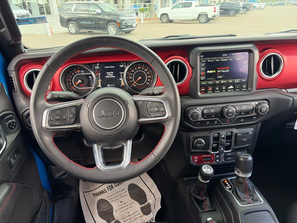 Used 2023 Jeep Gladiator Rubicon w/ LED Lighting Group AWD/4WD image 8