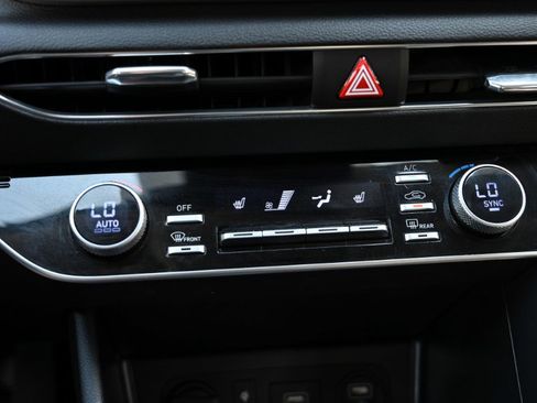 Used 2022 Hyundai Sonata SEL w/ Convenience Package image 25