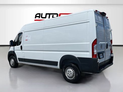 Used 2025 RAM ProMaster 2500 w/ Convenience Group FWD image 5