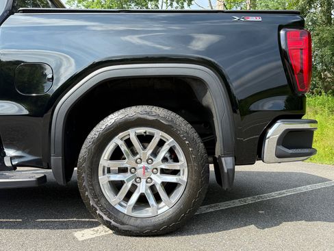 Used 2019 GMC Sierra 1500 SLT w/ SLT Premium Plus Package image 9