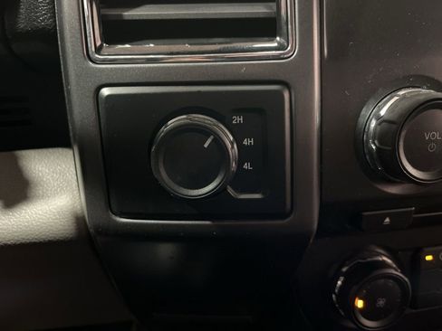 Used 2018 Ford F150 XLT AWD/4WD image 28