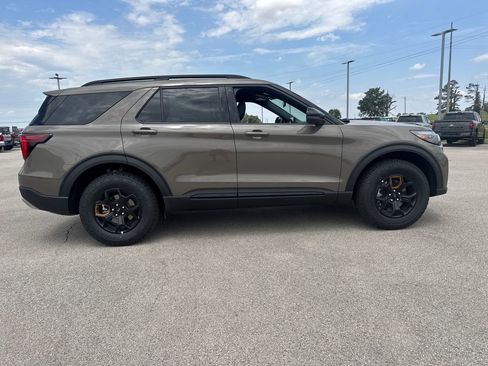 New 2026 Ford Explorer Tremor AWD/4WD image 8