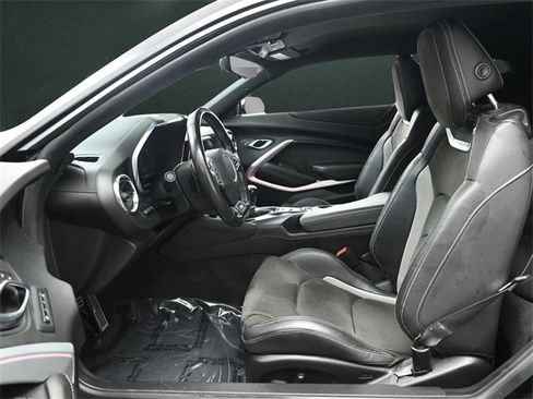 Used 2019 Chevrolet Camaro SS image 11