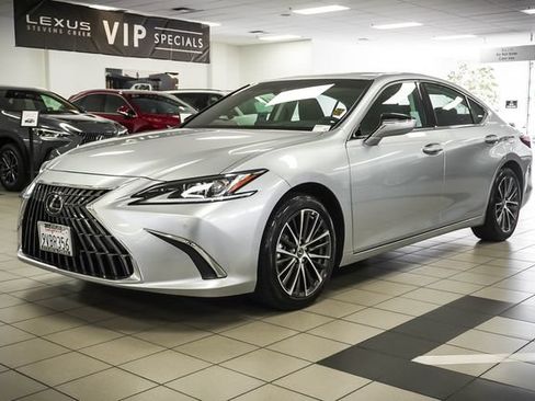 Certified 2025 Lexus ES 300h w/ Premium Package FWD image 3