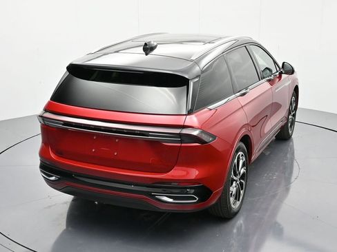 New 2026 Lincoln Nautilus Reserve AWD/4WD image 33
