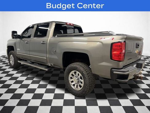 Used 2017 Chevrolet Silverado 2500 High Country w/ Duramax Plus Package image 6