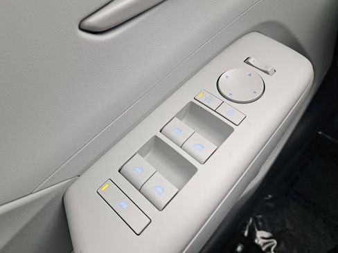 New 2026 Hyundai Kona SE AWD/4WD image 26